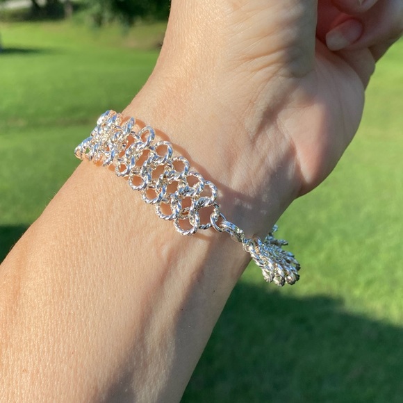 Platinum tone thick knotted chain bracelet 7 inch - Picture 10 of 13